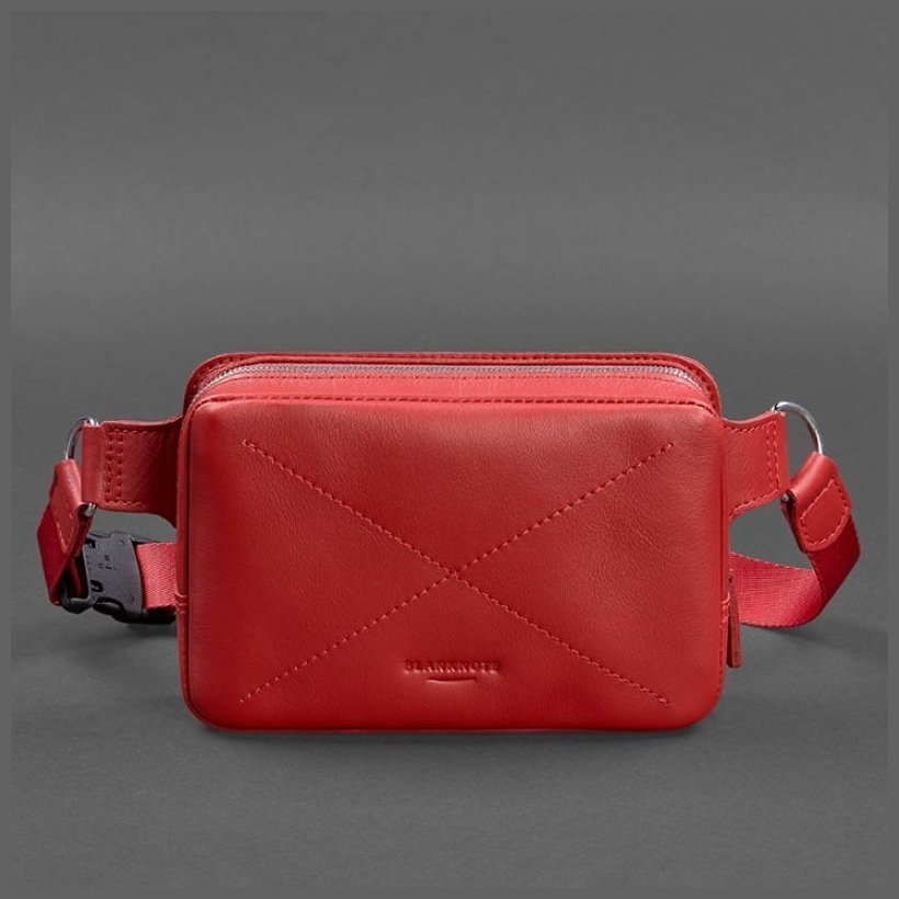 Кожаная женская поясная сумка красного цвета BlankNote Dropbag Mini 78921