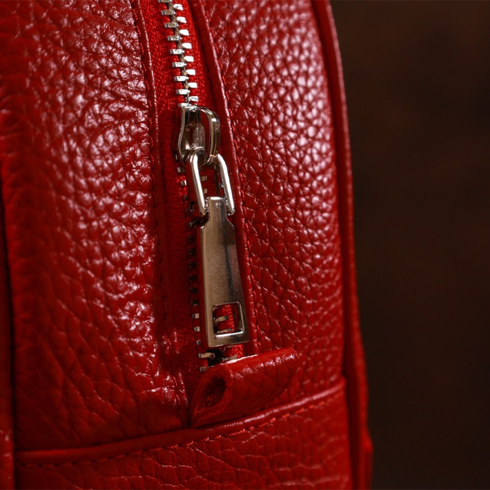 Міський жіночий рюкзак з натуральної шкіри червоного кольору Shvigel (16301)
