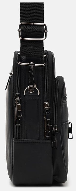 Чоловічий діловий шкіряний портфель у чорному кольорі Ricco Grande 72122