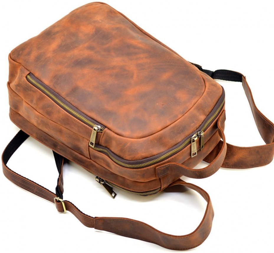 Мужской городской рюкзак из винтажной кожи темно-коричневого цвета TARWA (19682)