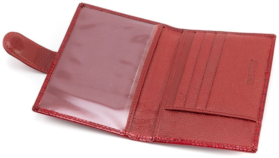 Обложка из лаковой кожи для паспорта и отделений для карточек ST Leather 97722 Красный цвет фото №4 Обложка из лаковой кожи для паспорта и отделений для карточек ST Leather 97722 Красный цвет modnotak фото №4