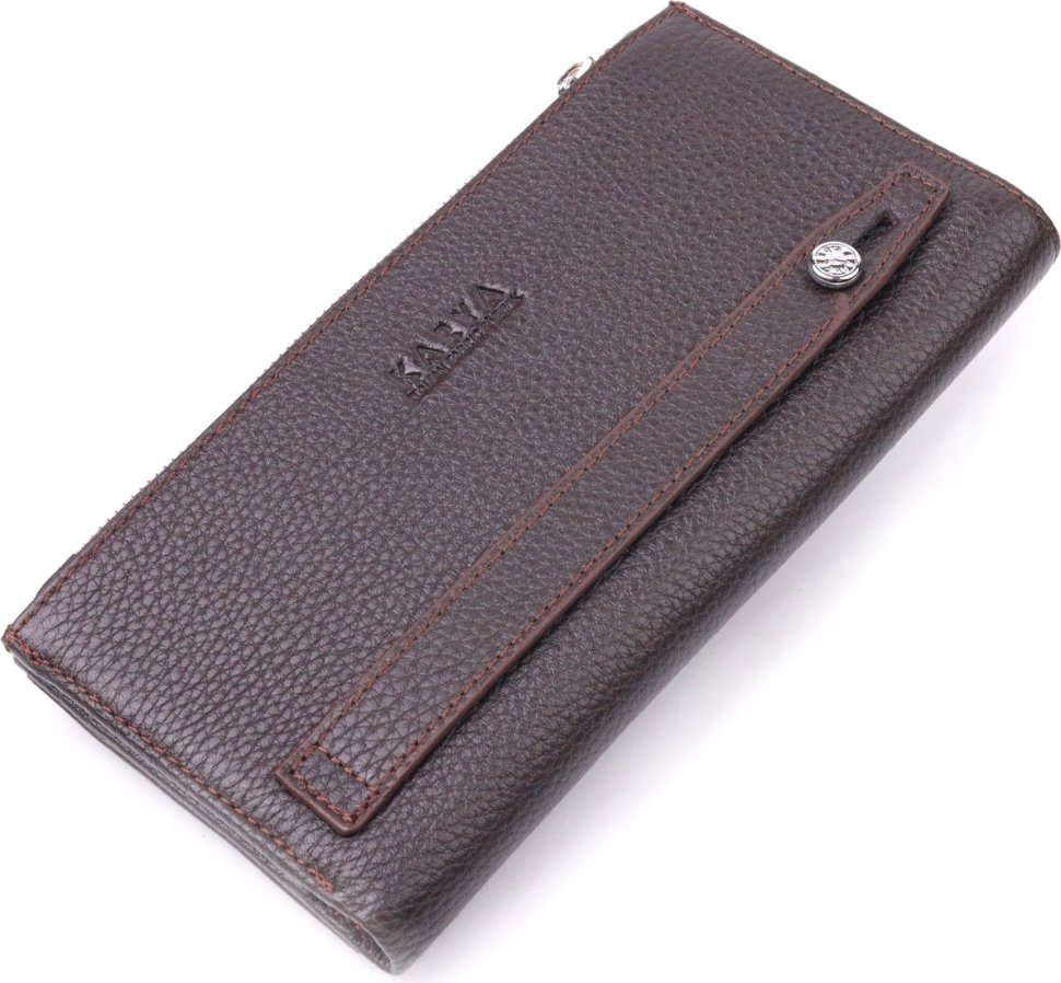 Мужской вертикальный бумажник из натуральной кожи коричневого цвета KARYA (2421421)