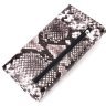 Женский вместительный кожаный кошелек с принтом под змею KARYA (2421009) - 2