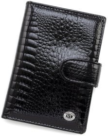 Обложка из лаковой кожи для паспорта и отделений для карточек ST Leather 97723 Черный