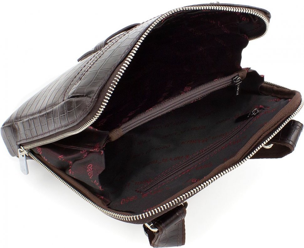 Кожаная сумка-планшет коричневого цвета на молнии KARYA (12409)