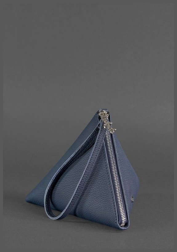 Темно-синяя кожаная сумка-косметичка на молниевой застежке BlankNote Пирамида (12718)