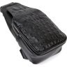Черная мужская сумка-рюкзак на грудь из кожзаменителя с фактурой под крокодила Vintage (20507) - 4