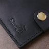 Маленькое кожаное мужское портмоне черного цвета с кнопкой-фиксатором Shvigel (2416474) - 8