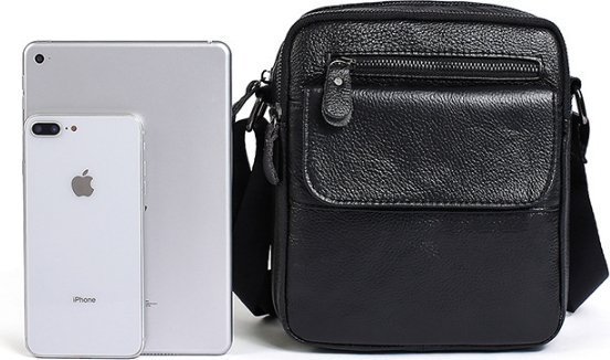 Маленька чорна сумка-планшет з фактурної шкіри на дві блискавки VINTAGE STYLE (14609)