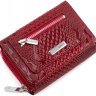 Практичний гаманець червоного кольору з фіксацією на магніт KARYA (1157-019) - 5