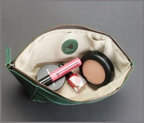 Женская кожаная косметичка зеленая Crazy Horse