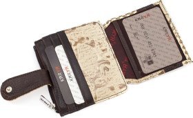 Стильный женский картхолдер из натуральной кожи с тиснением под змею KARYA (19052)