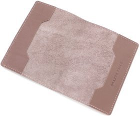 Темно-пудровая кожаная обложка на паспорт ручной работы Grande Pelle (21008)