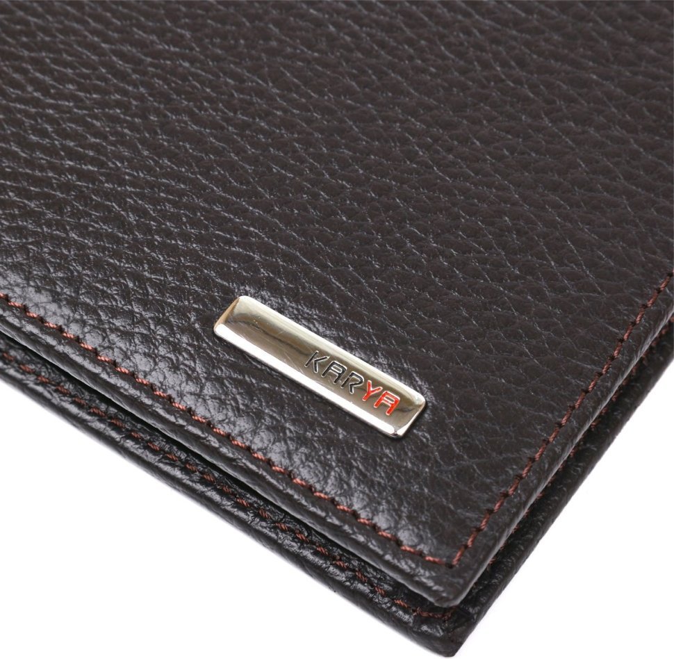 Темно-коричневое мужское портмоне из фактурной кожи без застежки KARYA (2417082)