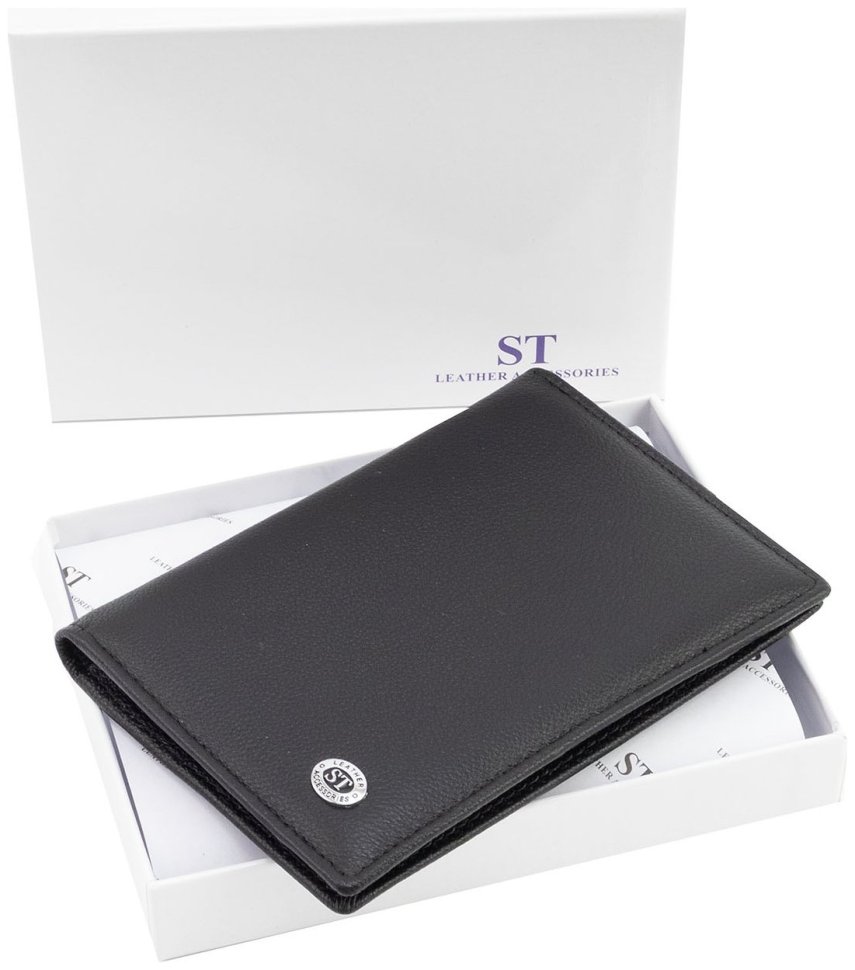 Кожаная в черном цвете обложка для паспорта и отделениями для карточек ST Leather 97725 modnotak фото №6