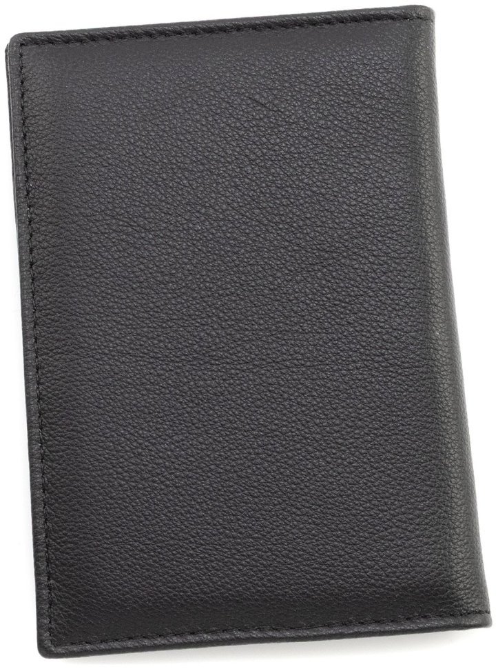 Кожаная в черном цвете обложка для паспорта и отделениями для карточек ST Leather 97725 modnotak фото №3