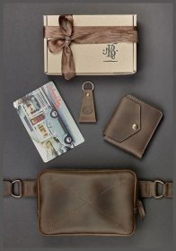 Чоловічий подарунковий набір (сумка, портмоне, брелок) із вінтажної шкіри темно-коричневого кольору BlankNote 78525