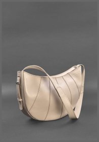 Кожаная женская сумка светло-бежевого цвета с одной лямкой BlankNote Круассан 78925