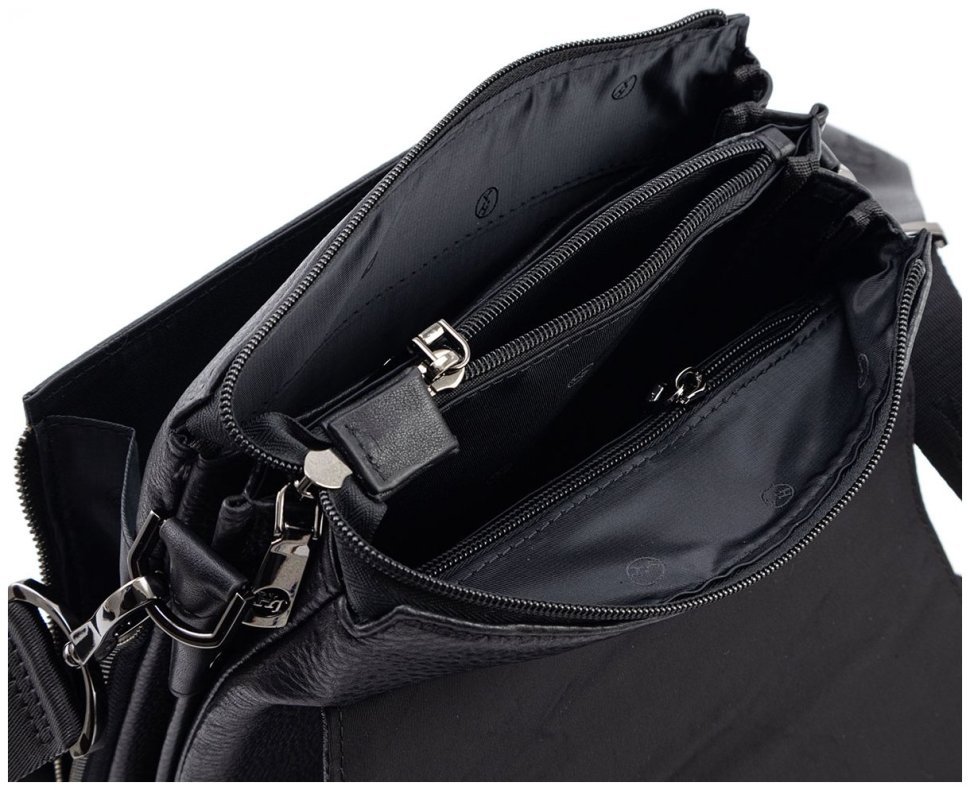 Мужская вертикальная кожаная сумка-барестка с ручкой и плечевым ремнем H.T Leather 111026 modnotak фото №13