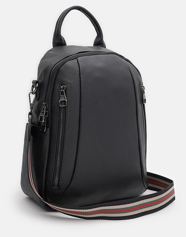 Женский рюкзак-сумка из натуральной кожи флотар черного цвета Keizer 71526