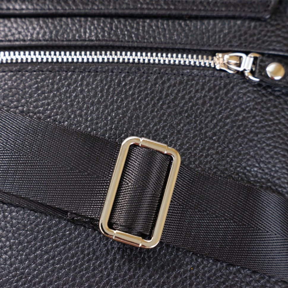 Чоловіча сумка на плече невеликого розміру із зернистої шкіри чорного кольору SHVIGEL (00964)
