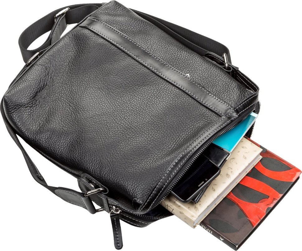 Черная мужская сумка-планшет среднего размера из фактурной кожи с плечевым ремнем SHVIGEL (2411122)