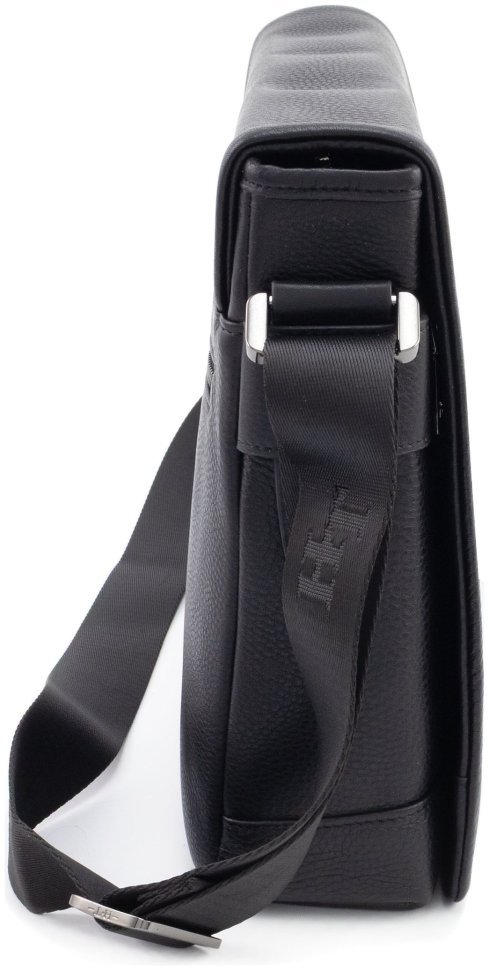 Горизонтальная кожаная сумка мессенджер формата А4 - H.T Leather 107926 черная modnotak фото №2