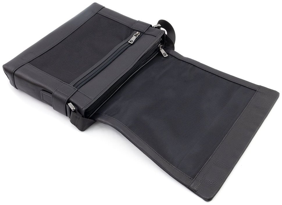 Горизонтальная кожаная сумка мессенджер формата А4 - H.T Leather 107926 черная modnotak фото №8