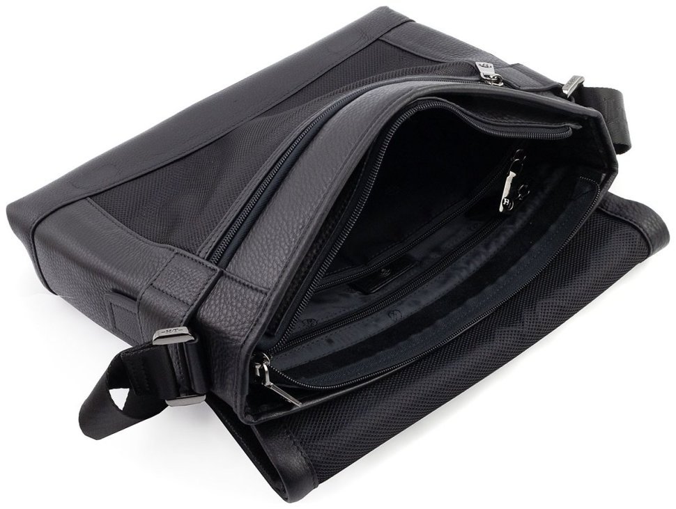 Горизонтальная кожаная сумка мессенджер формата А4 - H.T Leather 107926 черная modnotak фото №9