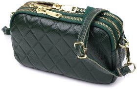 Компактна жіноча стьобана сумка із фактурної шкіри на три відділення через плече Vintage 98226 зеленого кольору