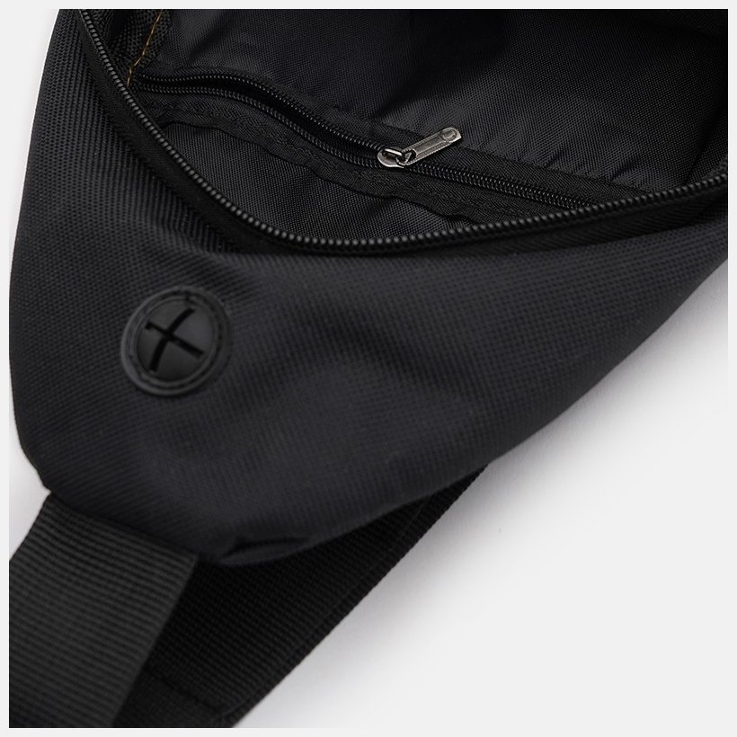 Текстильна чоловіча сумка-слінг середнього розміру у чорному кольорі Monsen 71527
