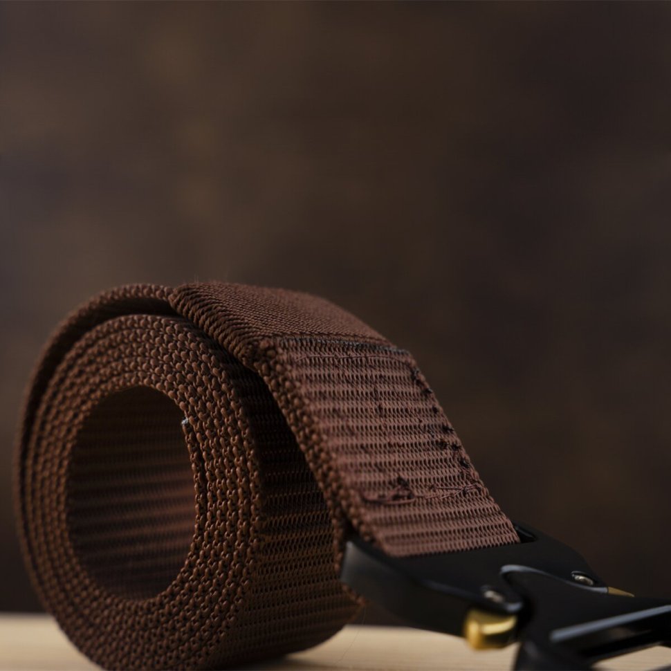 Чоловічий широкий текстильний ремінь коричневого кольору з пряжкою-автомат Vintage (2420338)