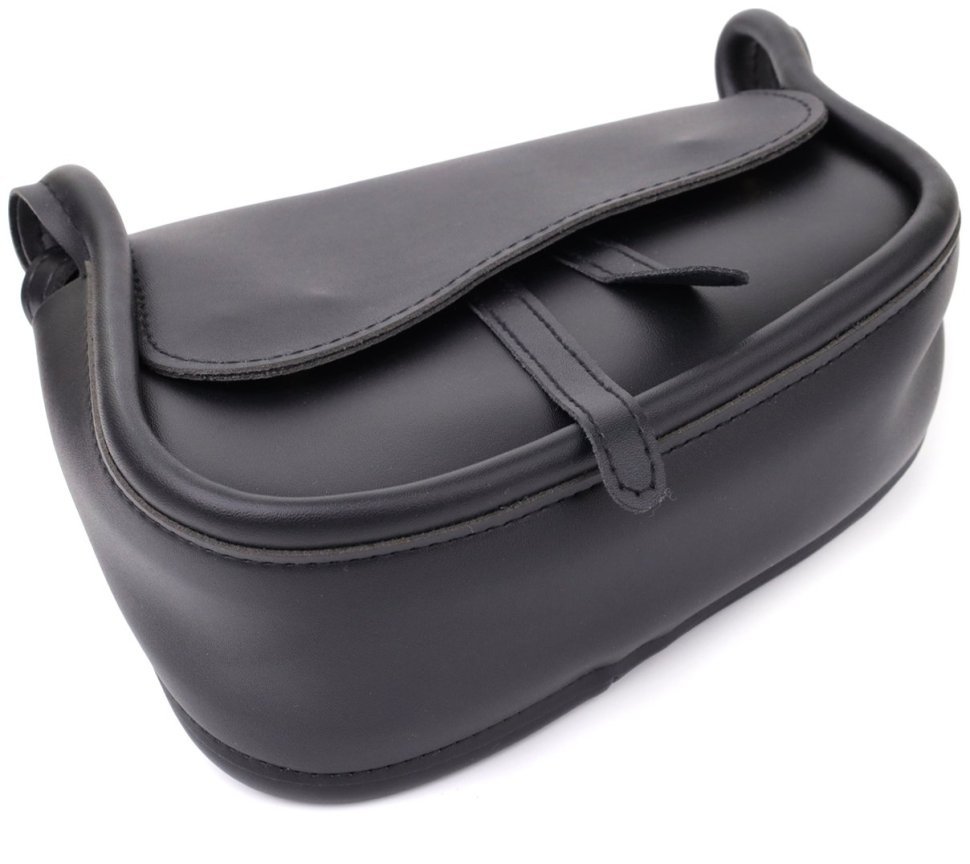 Городская женская сумка-седло из качественного кожзама через плечо Vintage чёрного цвета 96927 modnotak фото №3