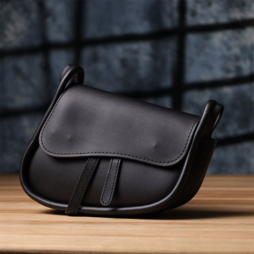 Городская женская сумка-седло из качественного кожзама через плечо Vintage чёрного цвета 96927 modnotak фото №7