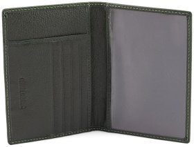 Кожаная в зеленом цвете обложка для паспорта и отделениями для карточек ST Leather 97727