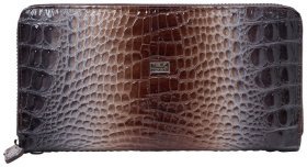 Серо-коричневый женский кошелек большого размера из лакированной кожи под крокодила Desisan 81529
