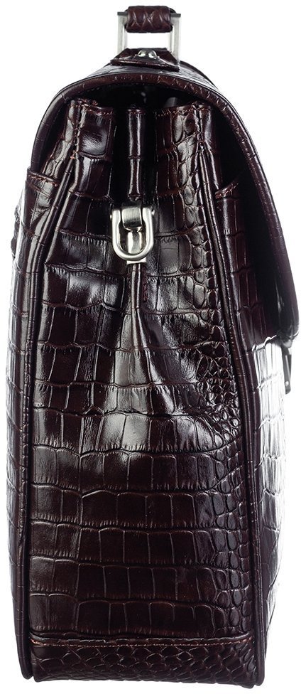 Кожаный мужской портфель в темно-коричневом цвете с текстурой под крокодила DESISAN (19120)