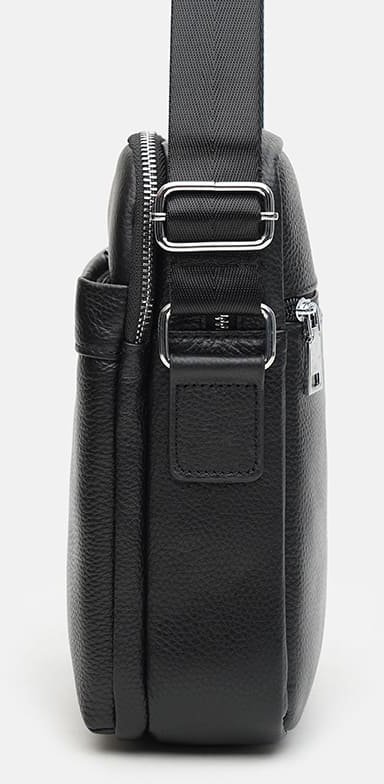 Чоловіча шкіряна сумка невеликого розміру в чорному кольорі на дві блискавки Keizer (21368)
