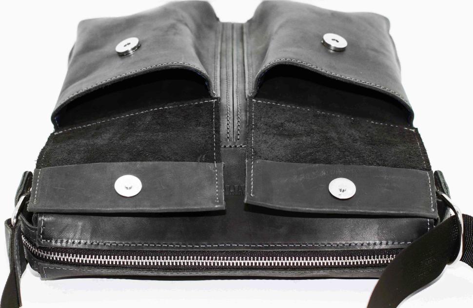 Винтажная наплечная мужская сумка черного цвета VATTO (12070)