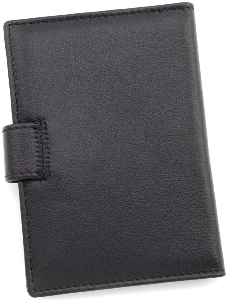 Кожаная обложка для паспорта с отделениями для карт ST Leather 97729 черного цвета фото №3 Кожаная обложка для паспорта с отделениями для карт ST Leather 97729 черного цвета modnotak фото №3