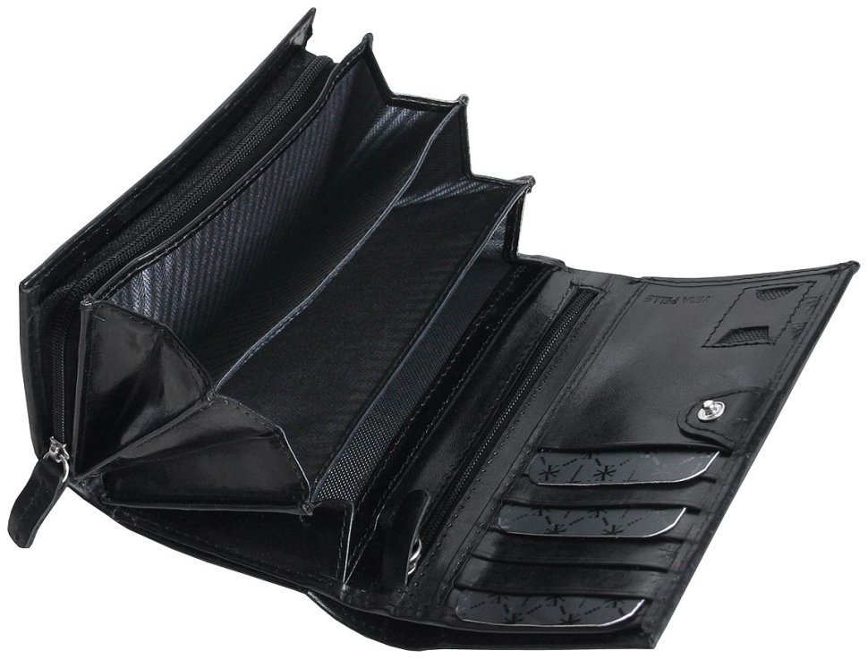 Повседневный кошелек из гладкой кожи на кнопке Vip Collection 102330 черного цвета фото №4 Повседневный кошелек из гладкой кожи на кнопке Vip Collection 102330 черного цвета modnotak фото №4