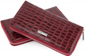 Лаковий гаманець-клатч червоного кольору з натуральної шкіри KARYA (1118-08)