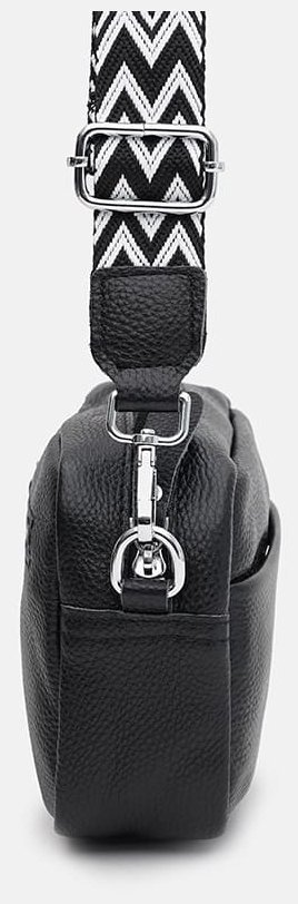 Повседневная кроссбоди сумка для женщин из фактурной кожи Borsa Leather 104530 черного цвета фото №4 Повседневная кроссбоди сумка для женщин из фактурной кожи Borsa Leather 104530 черного цвета modnotak фото №4