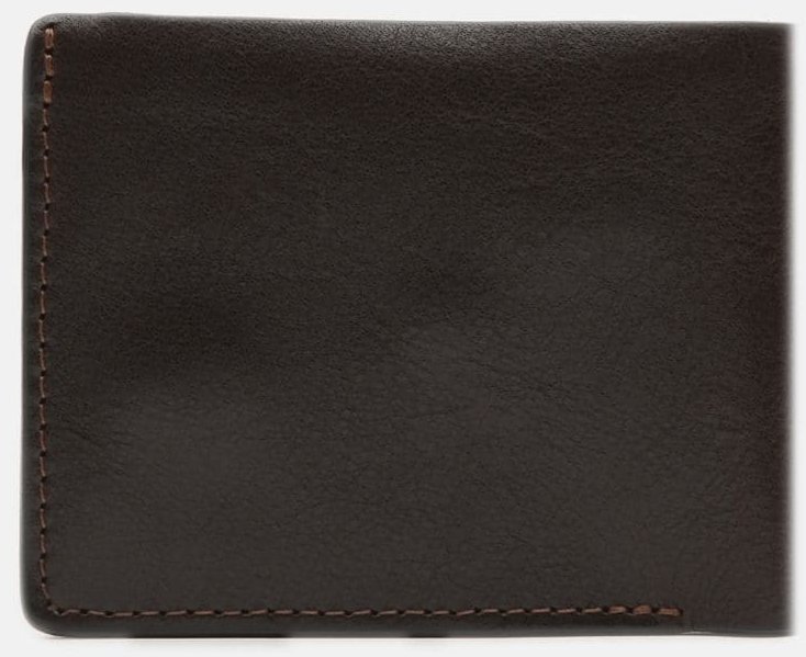 Стильний чоловічий шкіряний гаманець коричневого кольору на магнітах Ricco Grande 65630