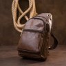 Вертикальная мужская сумка-слинг из кожзаменителя коричневого цвета Vintage (20514) - 6