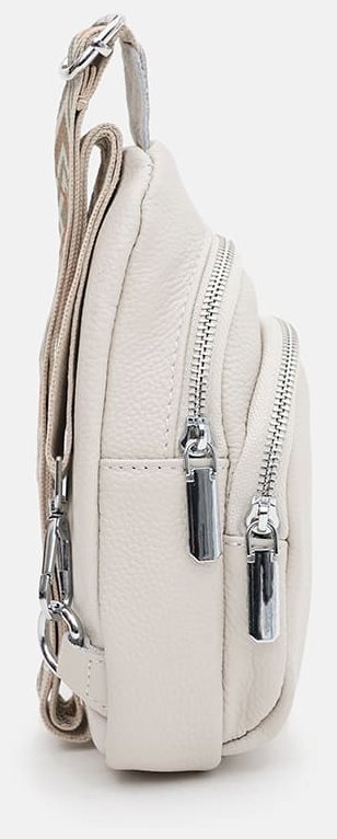 Повседневная женская сумка слинг из фактурной кожи с текстильным плечевым ремнем Borsa Leather 104531 белого цвета modnotak фото №4
