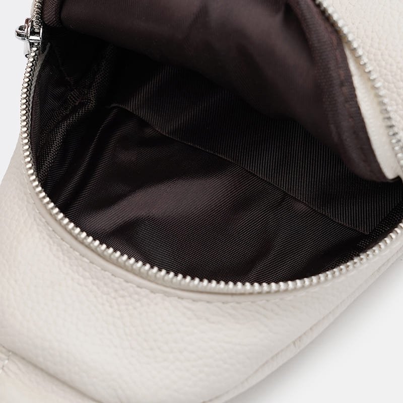 Повседневная женская сумка слинг из фактурной кожи с текстильным плечевым ремнем Borsa Leather 104531 белого цвета modnotak фото №5