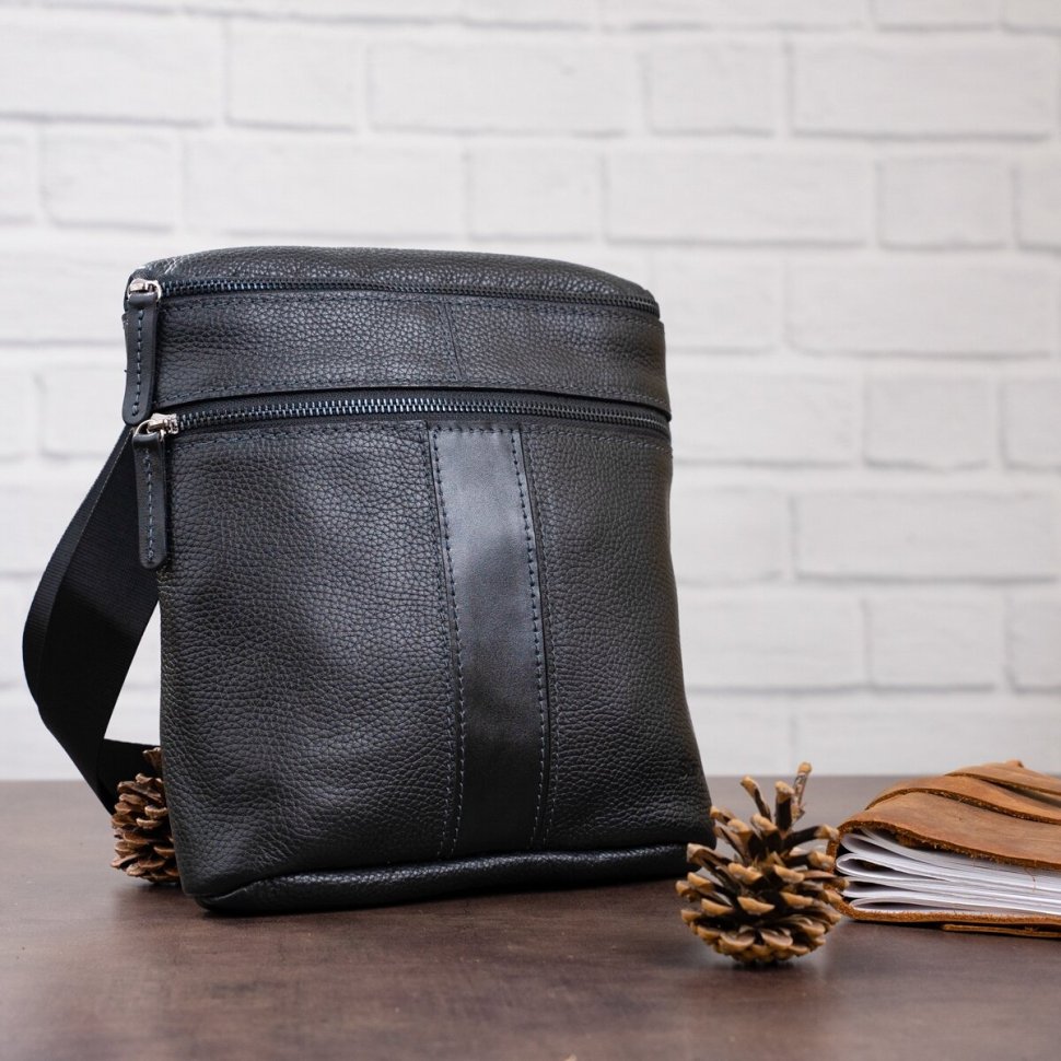 Мужская сумка-планшет среднего размера из черной кожи флотар SHVIGEL (11102)