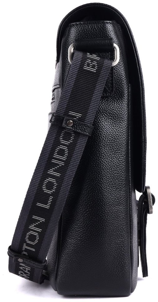 Чоловіча сумка месенджер із фактурної шкіри для ноутбука 15" Brampton London Emissary 94531 Чорного кольору modnotak фото №4