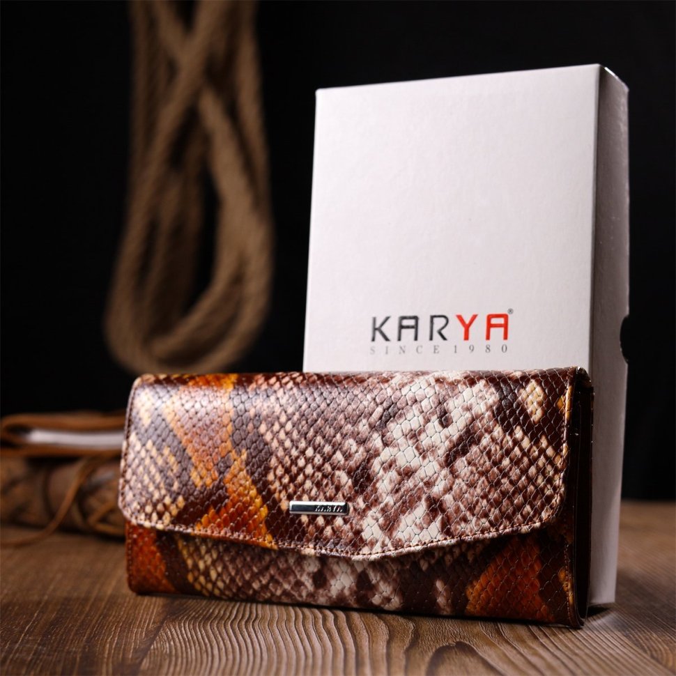 Різнобарвний лаковий жіночий гаманець з клапаном із натуральної шкіри під змію KARYA (2421117)